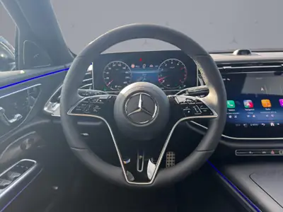 Mercedes-Benz E 450 All-Terrain Avantgarde — Break hybride 4matic, 20 km seulement — Miniature 12