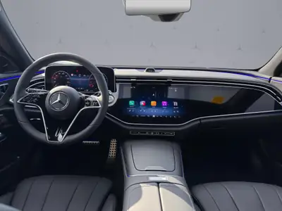 Mercedes-Benz E 450 All-Terrain Avantgarde — Break hybride 4matic, 20 km seulement — Miniature 13
