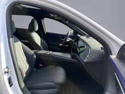 Mercedes-Benz E 450 All-Terrain Avantgarde — Break hybride 4matic, 20 km seulement — Miniature 16