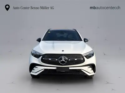 Mercedes-Benz GLC 220 d AMG Line 4MATIC — SUV diesel hybride, technologie de pointe — Miniature 9