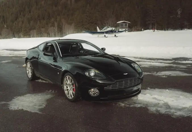Aston Martin V12 Vanquish occasion Vésenaz — 4