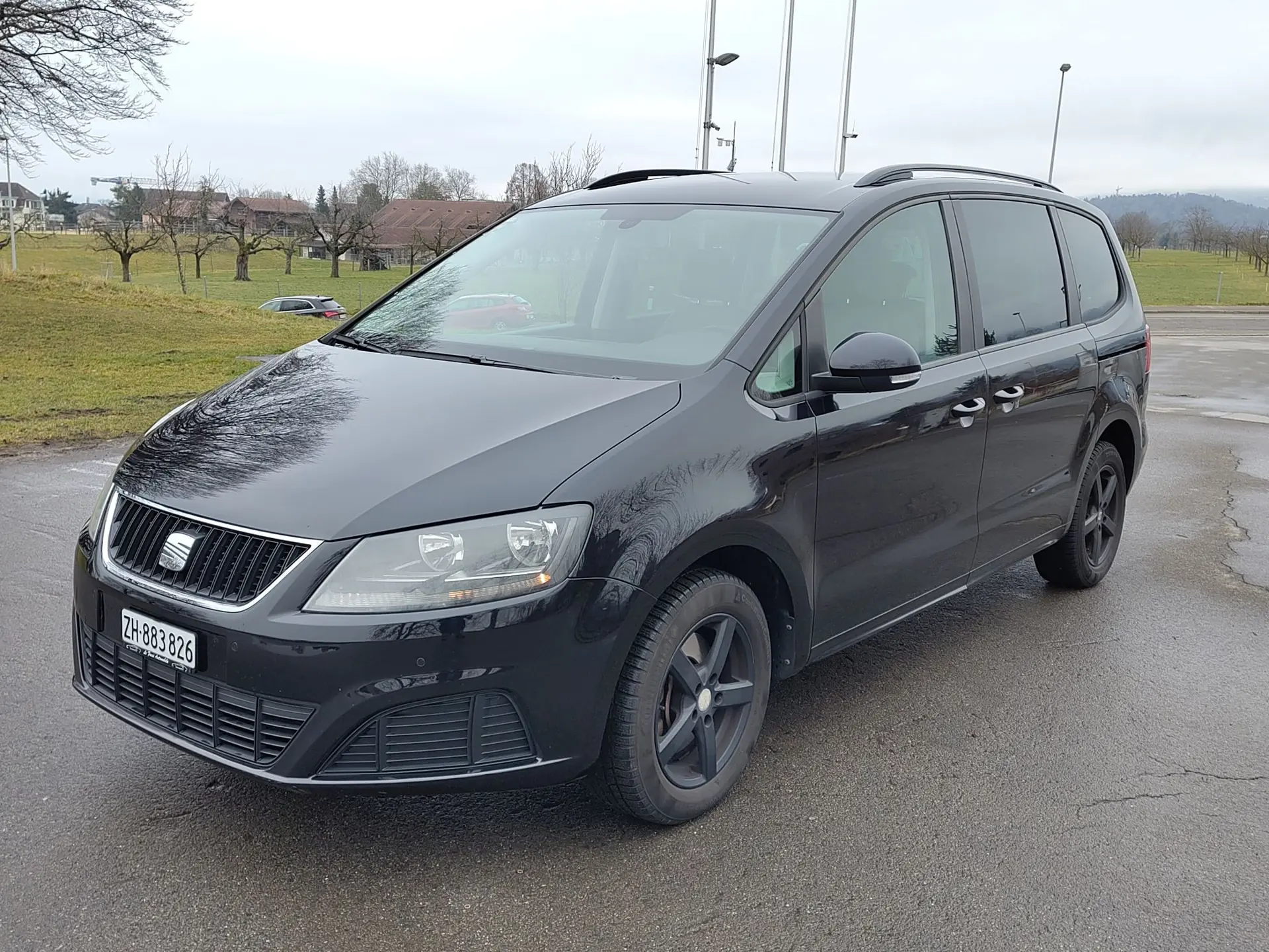SEAT Alhambra 2.0 TDI Reference — Monospace 7 places, diesel économe et robuste — Außenansicht