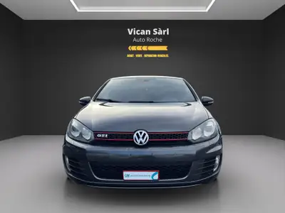 VW Golf 2.0 TSI GTI DSG — Performance 211 ch, bloc moteur neuf — exterior view