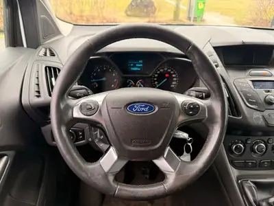Ford Transit Connect Van — Utilitaire compact économique et fiable, idéal pour artisan — Thumbnail 13