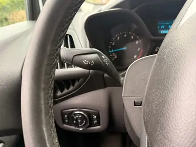 Ford Transit Connect Van — Utilitaire compact économique et fiable, idéal pour artisan — Thumbnail 16
