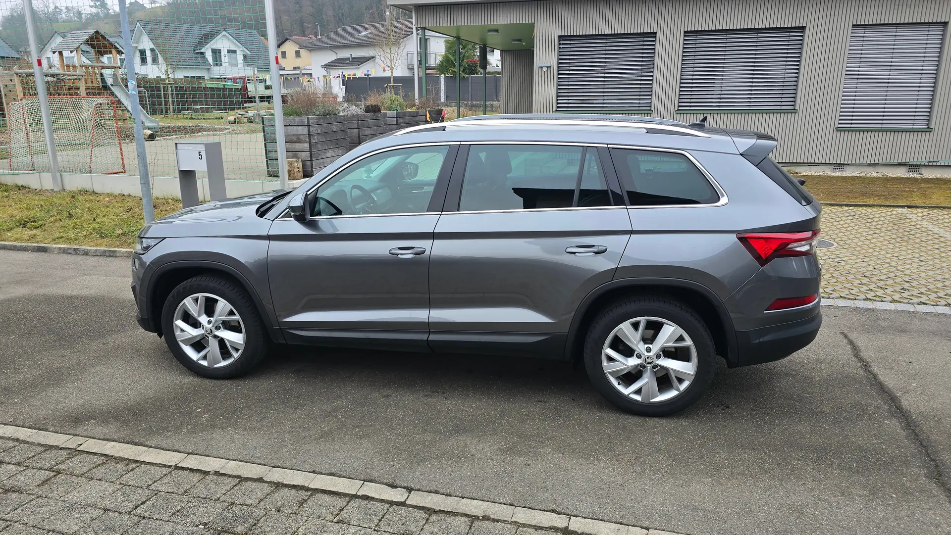 Skoda Kodiaq 2.0 TDI 200 PS 4×4 — SUV robuste, garantie constructeur jusqu'en 2028