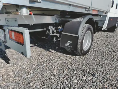 IVECO Daily 35C16A8 — Benne 3 côtés, double cabine 7 places, diesel performant — dettaglio