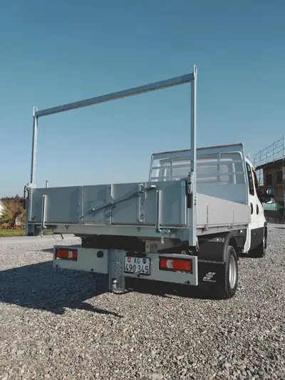 IVECO Daily 35C16A8 — Benne 3 côtés, double cabine 7 places, diesel performant — Miniatura 7