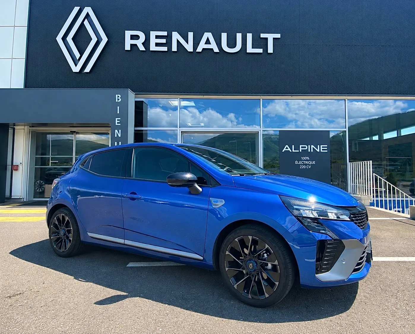 Renault Clio 2024 occasion Bôle — 2