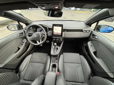 Renault Clio 1.6 E-Tech Esprit Alpine — Hybride économe, 18 500 km, garantie 2029 — detail
