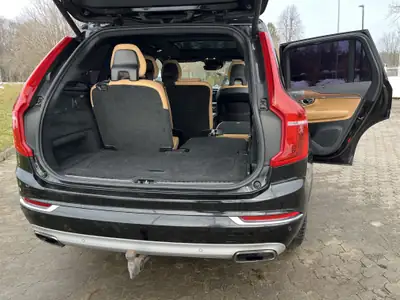 Volvo XC90 D5 AWD — SUV 7 places premium, moteur diesel performant — Miniature 8