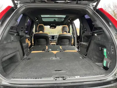Volvo XC90 D5 AWD — SUV 7 places premium, moteur diesel performant — Miniature 14