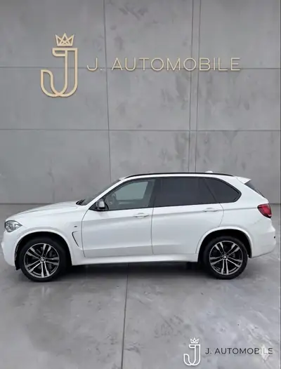 BMW X5 xDrive M50d M-Sport — SUV premium diesel, 381 ch et sièges chauffants — côté