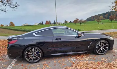 BMW M850i xDrive — Coupé sportif 530 ch, carbon package, garantie Premium Selection — tableau de bord