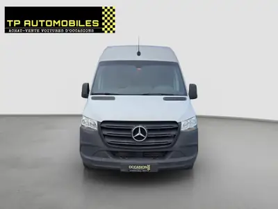 Mercedes-Benz Sprinter 311 CDI — Utilitaire fiable, 105'000 km, climatisation et Bluetooth — fianco