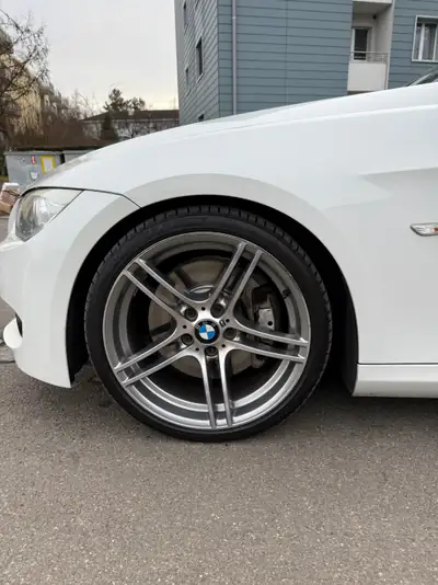 BMW 335i Cabriolet — Roadster sportif 2010, 306 ch et toit électrique — Miniatura 9