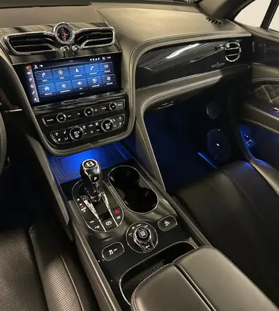 Bentley Bentayga V8 — SUV de luxe britannique, 549 ch, entretien Bentley Genève — Thumbnail 15