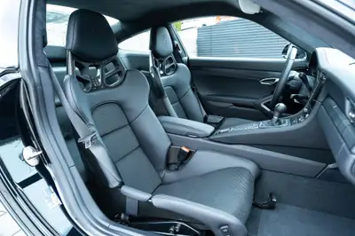 Porsche 911 GT3 Touring 2018 — Sportive légendaire, kilométrage quasi neuf — Armaturenbrett