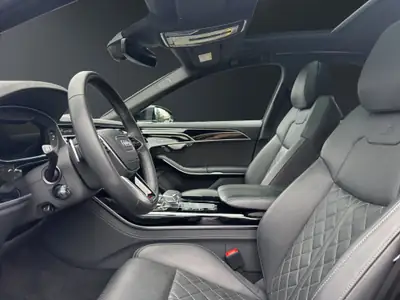 Audi A8 60 TFSI e quattro — Berline de luxe hybride rechargeable, 15'400 km seulement — Thumbnail 9