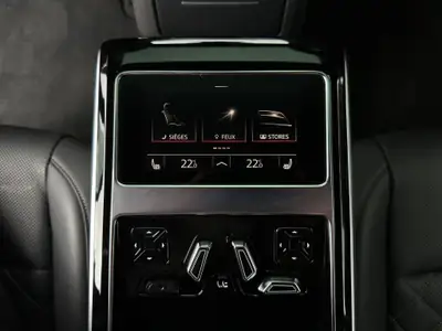 Audi A8 60 TFSI e quattro — Berline de luxe hybride rechargeable, 15'400 km seulement — Thumbnail 25