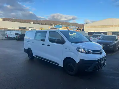 Toyota Proace Max Van L2 — Utilitaire électrique 136 ch, 41 000 km seulement — arrière