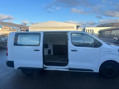 Toyota Proace Max Van L2 — Utilitaire électrique 136 ch, 41 000 km seulement — tableau de bord