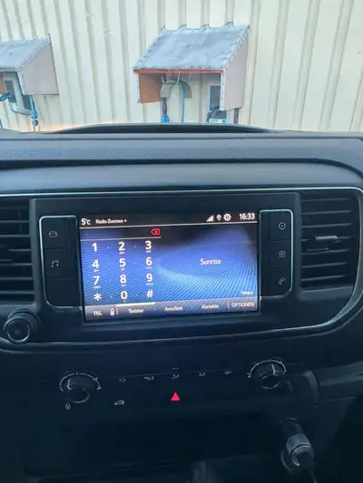 Toyota Proace Max Van L2 — Utilitaire électrique 136 ch, 41 000 km seulement — Miniature 17