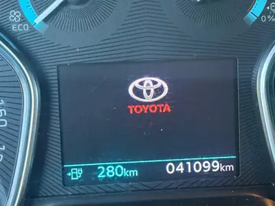 Toyota Proace Max Van L2 — Utilitaire électrique 136 ch, 41 000 km seulement — Miniature 19