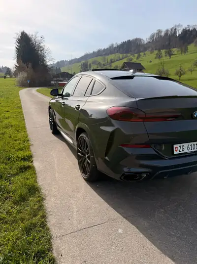 BMW X6 xDrive 48V 40i M Sport Pro — SUV coupé haute performance, 19'000 km — cruscotto