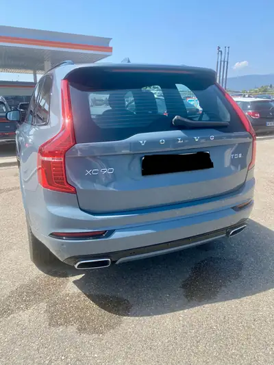 Volvo XC90 T5 AWD R-Design — SUV 7 places premium, traction intégrale et garantie constructeur — fianco