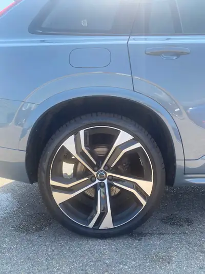 Volvo XC90 T5 AWD R-Design — SUV 7 places premium, traction intégrale et garantie constructeur — Miniatura 7