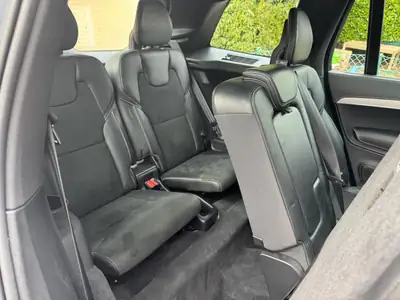 Volvo XC90 T5 AWD R-Design — SUV 7 places premium, traction intégrale et garantie constructeur — Miniatura 20