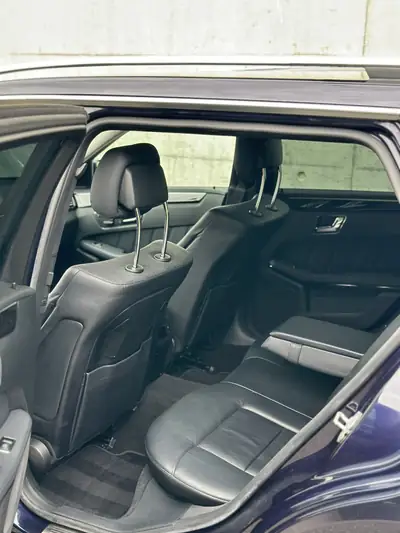 Mercedes-Benz E 350 CDI BlueEfficiency — Break élégant 4Matic, transmission 7G-Tronic rénovée — Detail