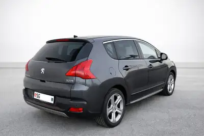Peugeot 3008 1.6 Turbo — SUV compact premium, entretien impeccable, sans sinistre — tableau de bord