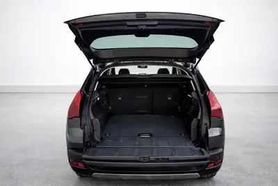 Peugeot 3008 1.6 Turbo — SUV compact premium, entretien impeccable, sans sinistre — Miniature 8