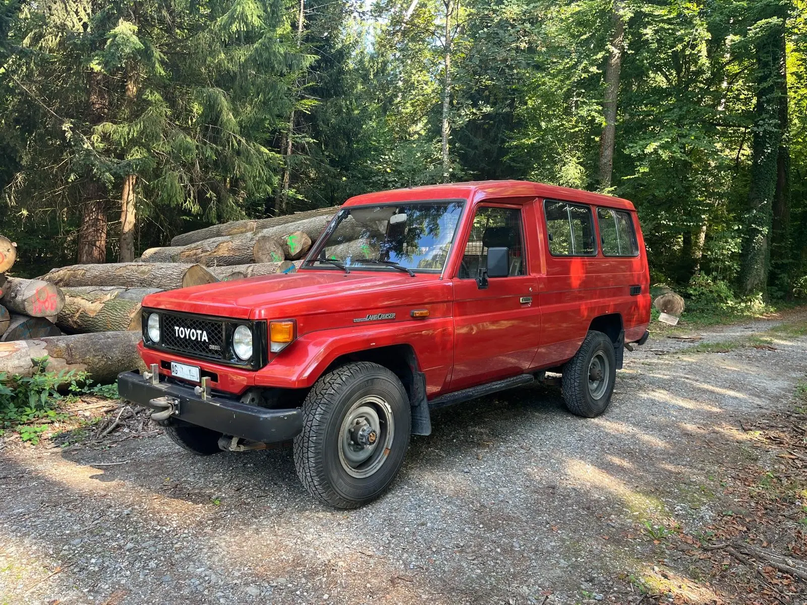 Toyota Land Cruiser BJ75 — Légende 4x4 des années 80, ex-Pompiers, 67'000 km