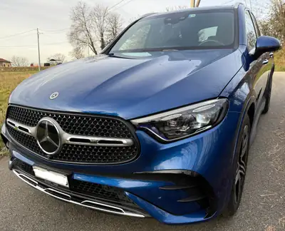 Mercedes-Benz GLC 220 d AMG Line — SUV premium 4Matic, motorisation efficace et bien équipé — Seitenansicht