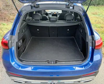 Mercedes-Benz GLC 220 d AMG Line — SUV premium 4Matic, motorisation efficace et bien équipé — Miniatur 11