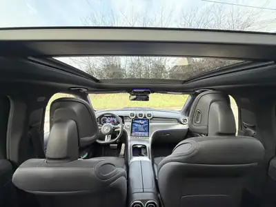 Mercedes-Benz GLC 220 d AMG Line — SUV premium 4Matic, motorisation efficace et bien équipé — Miniatur 10