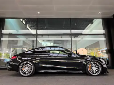 Mercedes-Benz C 63 S AMG — Coupé sportif 510 ch, frais de service à jour — detail