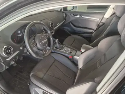 Audi A3 Sportback 2.0 TDI Ambiente quattro — Diesel performant, 40 000 km, traction intégrale — tableau de bord