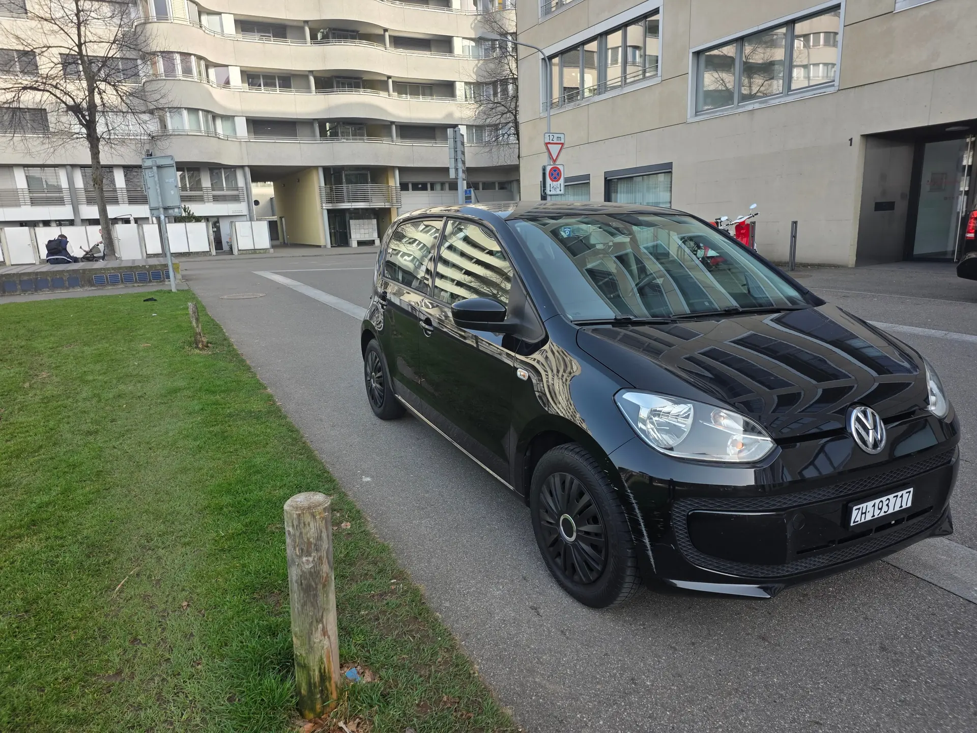 Volkswagen Up! 2014 occasion Wallisellen — 2