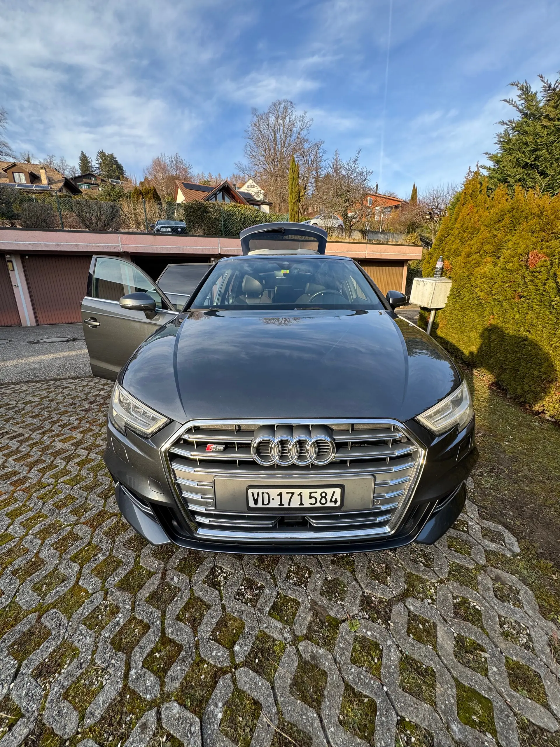 Audi S3 Sportback 2.0 TFSI quattro — Performance 310 ch, Quattro intégral, Historique sans sinistre