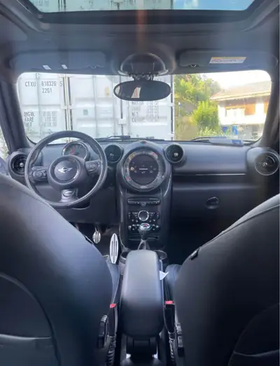 MINI Paceman John Cooper Works ALL4 — SUV compact sportif 218 ch, transmission manuelle — cruscotto
