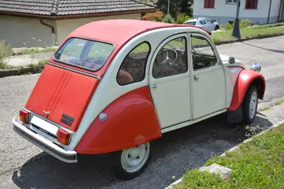 Citroën 2CV6 Spécial — L'icône française vintage, faible kilométrage et sans sinistre — vista posteriore