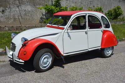 Citroën 2CV6 Spécial — L'icône française vintage, faible kilométrage et sans sinistre — vista esterna