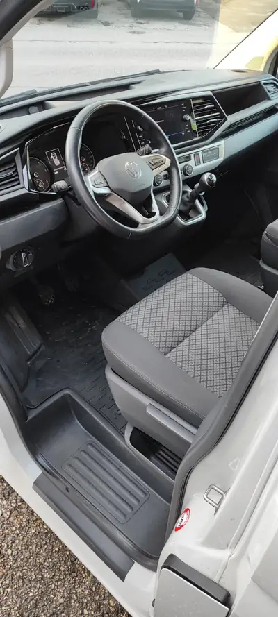 VW T6.1 Multivan 2.0 TDI Trendline — 7 places, diesel économe, livrable immédiatement — détail
