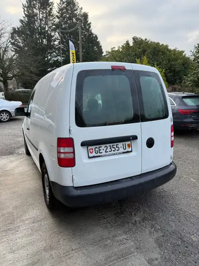 VW Caddy 1.6 TDI — Utilitaire compact fiable, sans sinistre, garantie 12 mois — Miniature 11