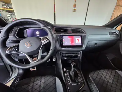 VW Tiguan 1.5 TSI Evo R-Line — SUV dynamique, 28'000 km seulement — interior