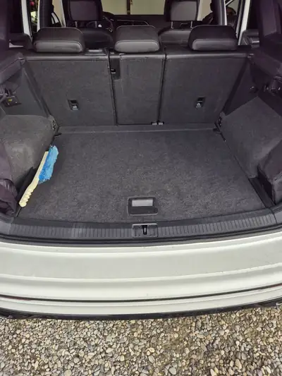 VW Tiguan 1.5 TSI Evo R-Line — SUV dynamique, 28'000 km seulement — detail